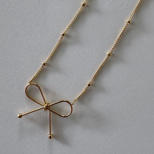 Kany bow necklace